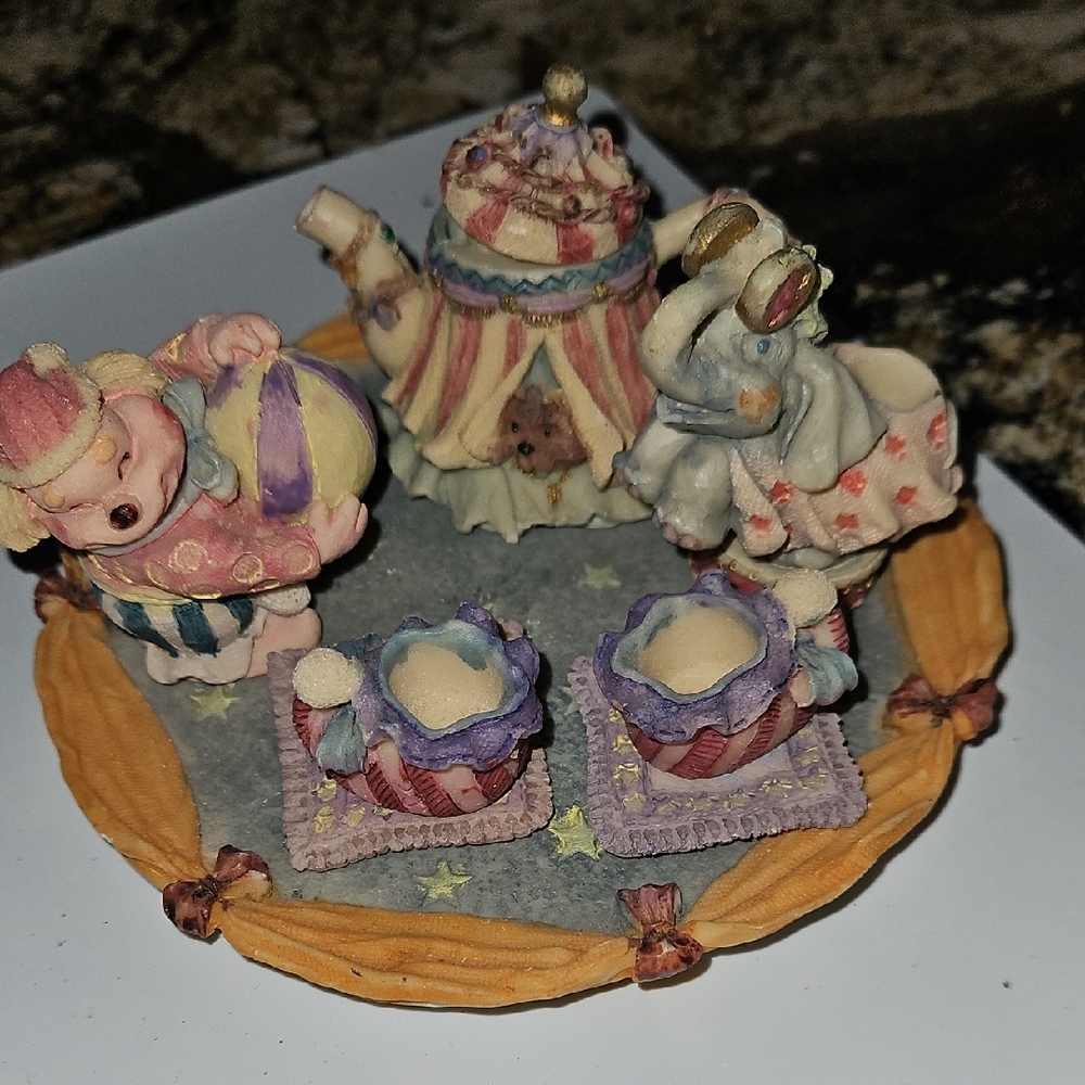 Collectible Minature Circus Tea Set